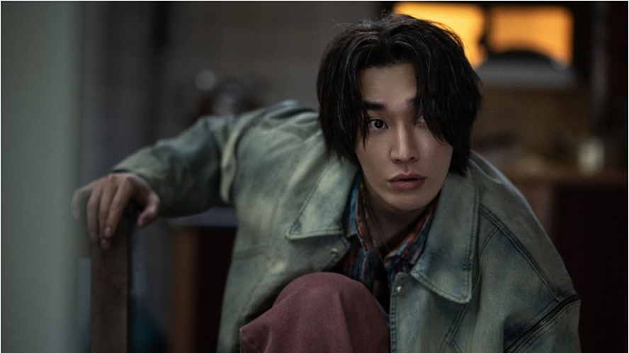 드라마 트리거의 빌런 문백. 무기 브로커로 대한민국의 총기를 무작위로 배포한 인물.